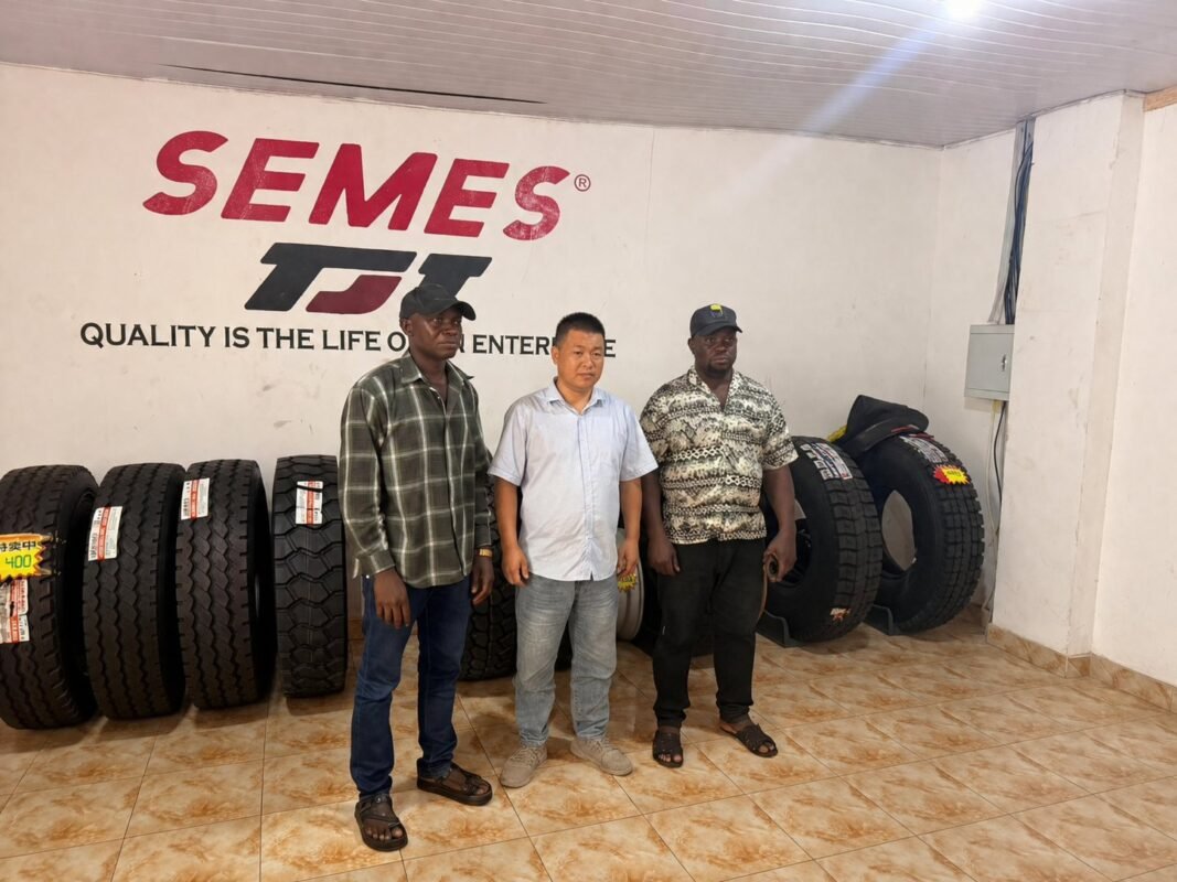 Shanfeng meets with a potential customer at the Enugu branch